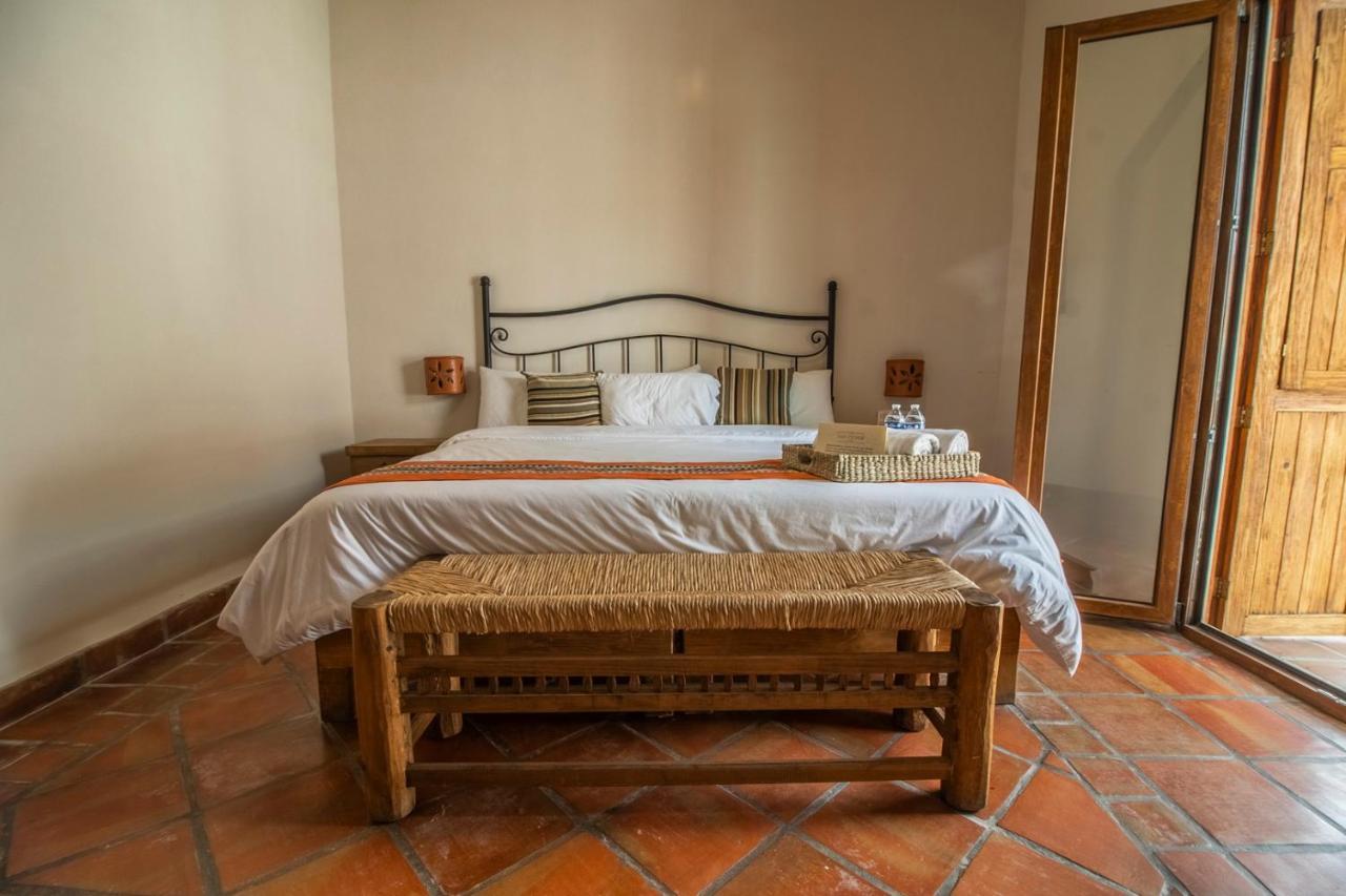 Puerta San Pedro Ξενοδοχείο Tlaquepaque Εξωτερικό φωτογραφία